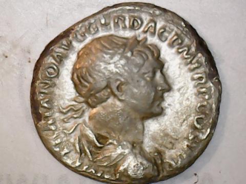 Unikalne srebrne rzymskie monety! SHES znów rozbiło bank podczas odkrywania tajemnic Sądecczyzny